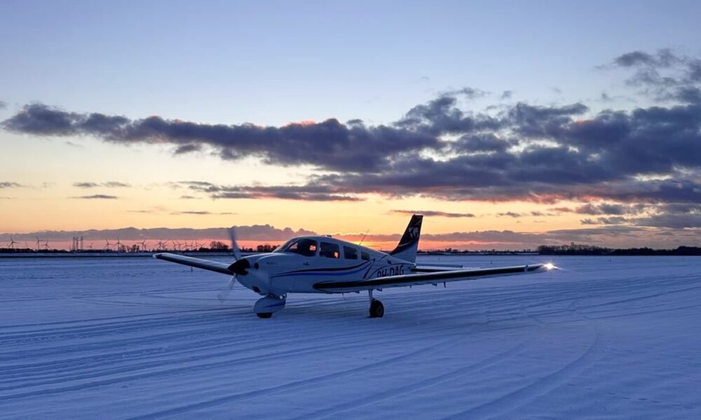 Piper Archer III DLX